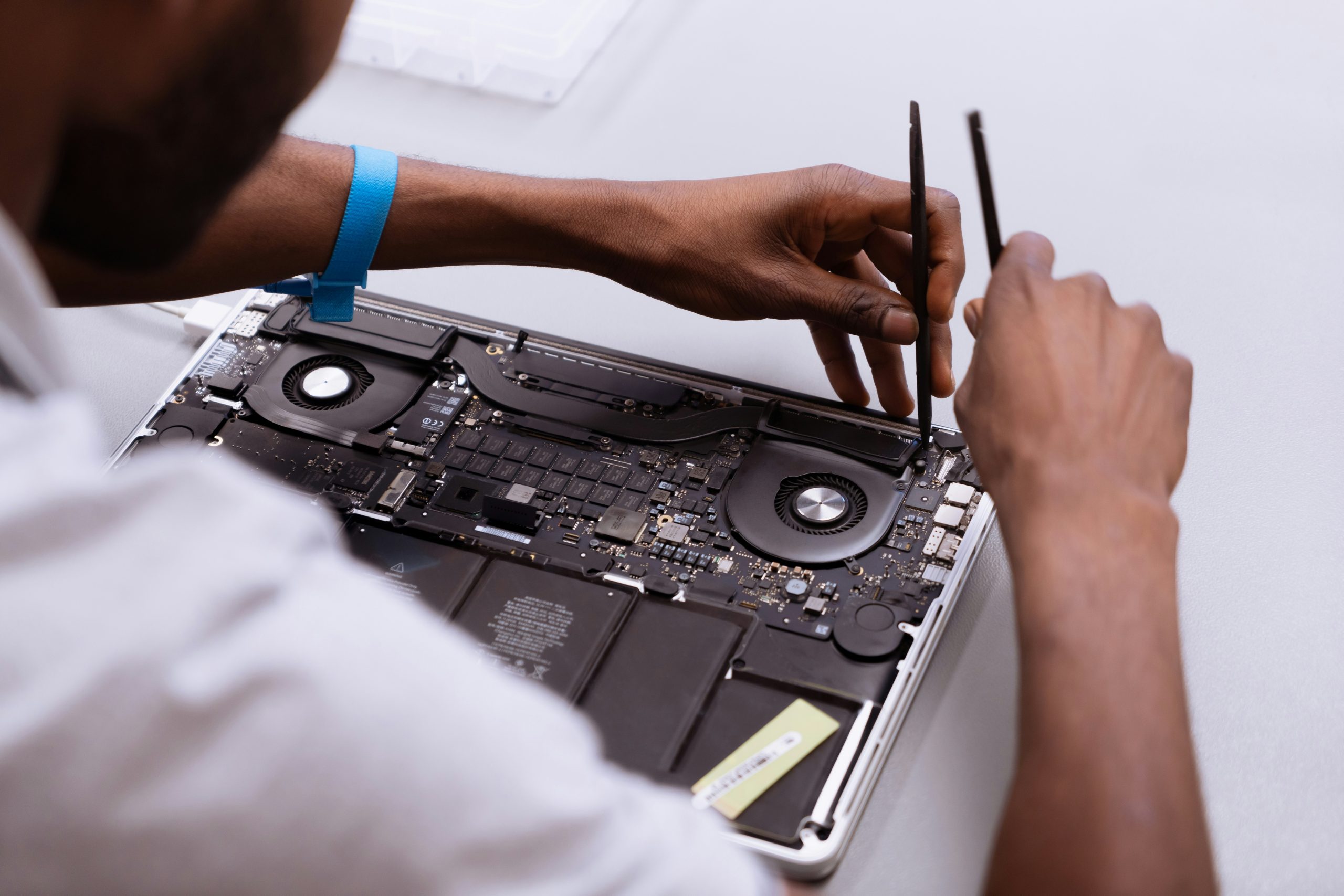 reparación de laptops​